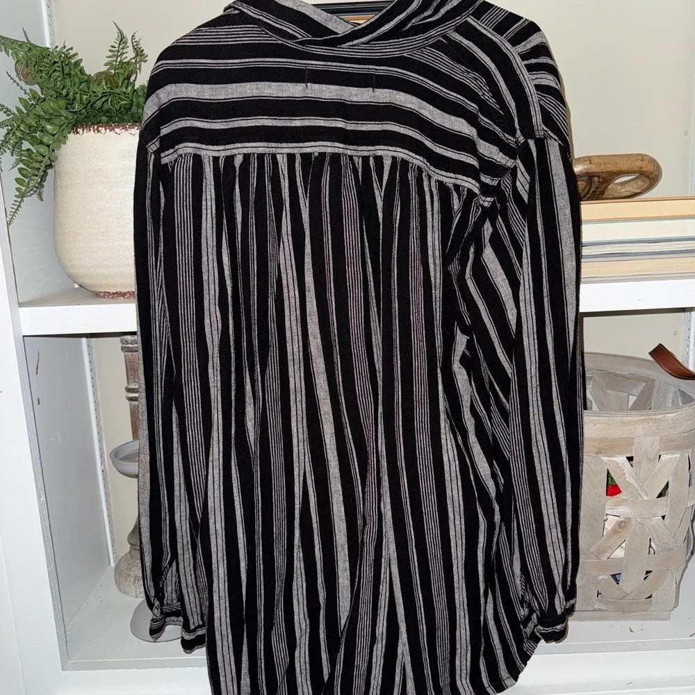 We The Free Tunic - Picture 2 of 3